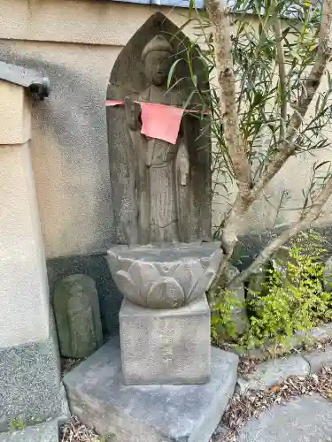 安養院の{uncategorized: "未分類", other: "その他", undefined: "問題あり", building: "その他建物", grave: "お墓", sacred_gate: "鳥居", guardian: "狛犬", statue: "像", buddha: "仏像", history: "歴史", nature: "自然", garden: "庭園", animal: "動物", pagoda: "塔", temizu: "手水舎", mountain_gate: "山門・神門", sanctuary: "本殿・本堂", subordinate: "末社・摂社", art: "芸術", scenery: "景色", jizo: "地蔵", ema: "絵馬", goshuin: "御朱印", omikuji: "おみくじ", items: "授与品その他", amulet: "お守り", goshuincho: "御朱印帳", eats: "食事", festival: "お祭り", votive_dance: "神楽", shichigosan: "七五三参", wedding: "結婚式", experience: "体験その他", initially: "初詣", around: "周辺", anti_infection: "感染症対策"}