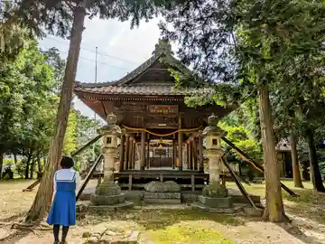 八柱神社の本殿・本堂