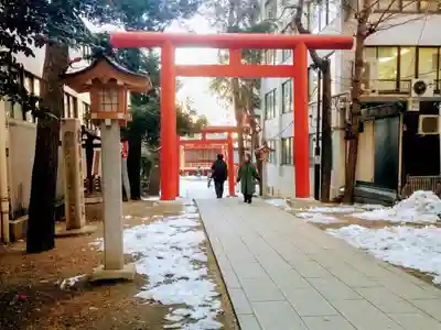 花園神社の鳥居