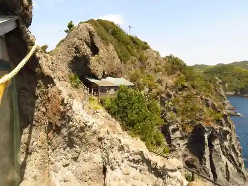 石室神社の建物その他