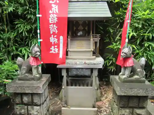 池尻稲荷神社の本殿・本堂