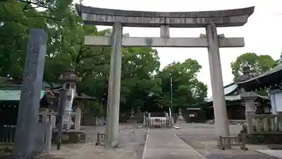 堤治神社の鳥居