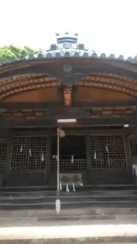 真玉八幡神社の本殿・本堂