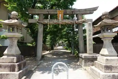 井於神社の鳥居