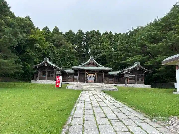 函館護國神社の本殿・本堂