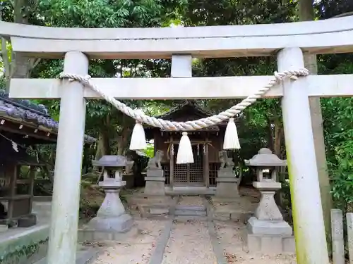 稲荷神社（東浦町）の鳥居