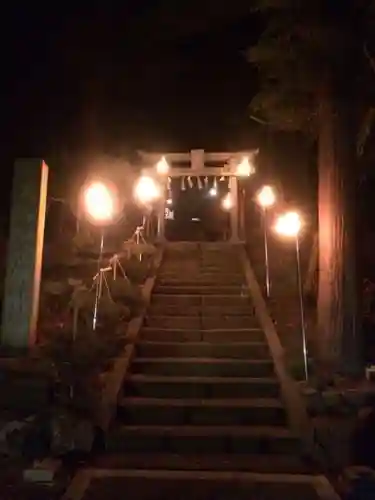 飯部磐座神社の鳥居