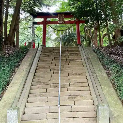 氷川女體神社の鳥居