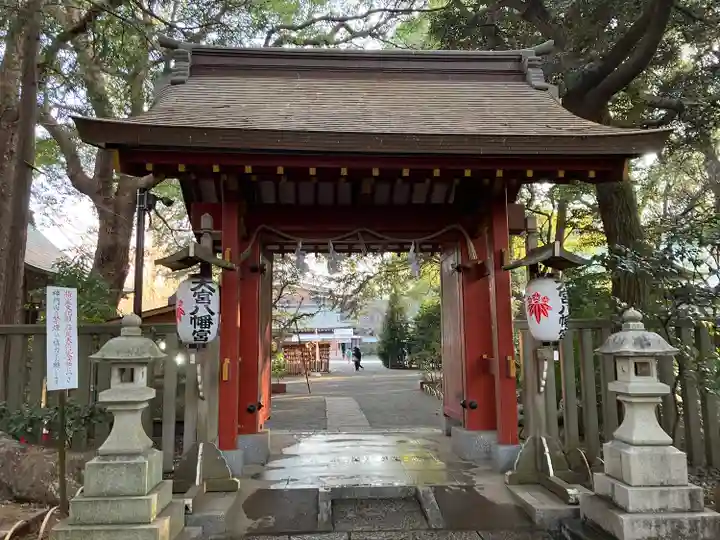 大宮八幡宮の山門・神門