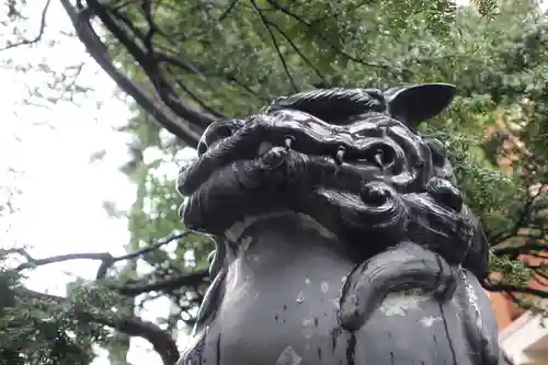 三吉神社の狛犬