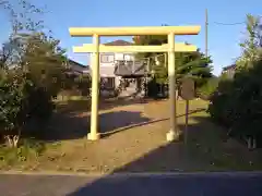 年社の鳥居