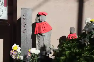 神楽坂安養寺の地蔵