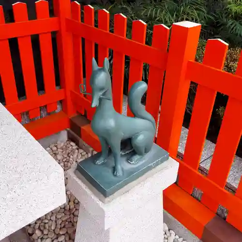 豊受稲荷神社の狛犬