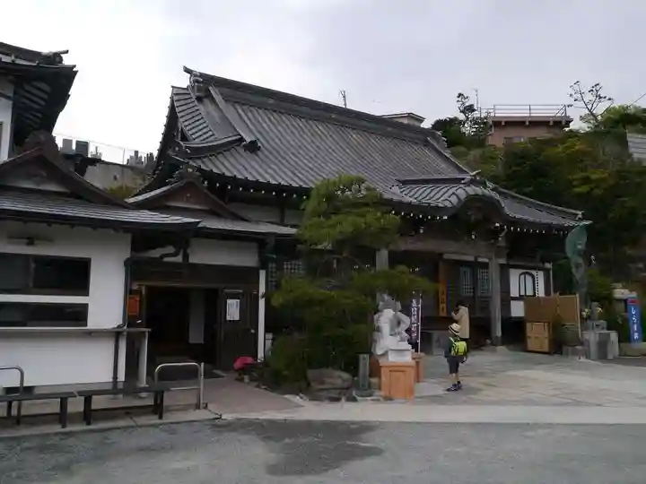 満福寺の本殿・本堂