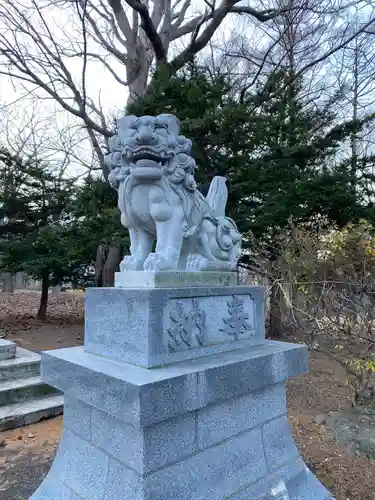 月寒神社の狛犬