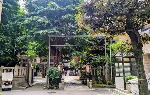 小野照崎神社の鳥居