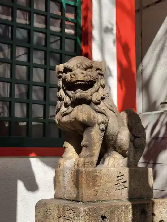 西出鎮守稲荷神社(兵庫県)