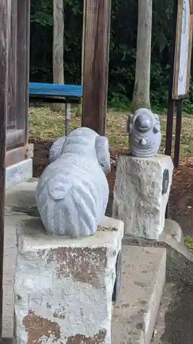 羊神社の狛犬