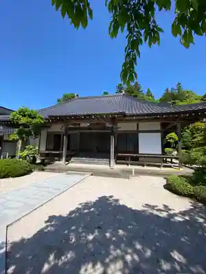 慈恩寺の本殿・本堂