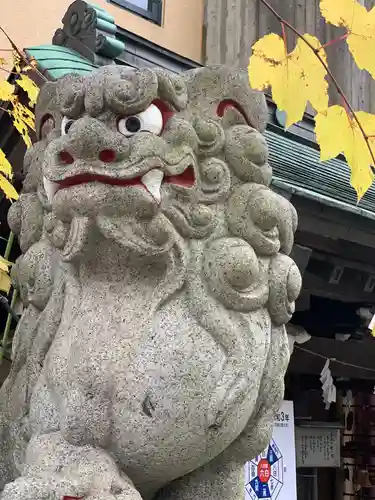 菊名神社の狛犬