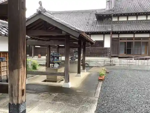 長泉寺の手水舎
