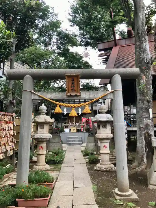 高円寺氷川神社の鳥居