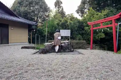 曽野稲荷神社の手水舎
