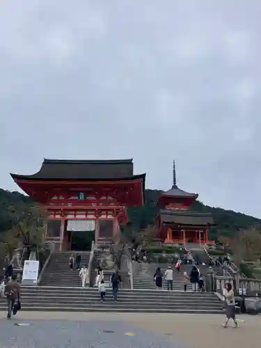 清水寺の山門・神門
