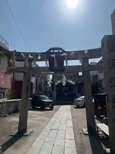 八坂神社の{uncategorized: "未分類", other: "その他", undefined: "問題あり", building: "その他建物", grave: "お墓", sacred_gate: "鳥居", guardian: "狛犬", statue: "像", buddha: "仏像", history: "歴史", nature: "自然", garden: "庭園", animal: "動物", pagoda: "塔", temizu: "手水舎", mountain_gate: "山門・神門", sanctuary: "本殿・本堂", subordinate: "末社・摂社", art: "芸術", scenery: "景色", jizo: "地蔵", ema: "絵馬", goshuin: "御朱印", omikuji: "おみくじ", items: "授与品その他", amulet: "お守り", goshuincho: "御朱印帳", eats: "食事", festival: "お祭り", votive_dance: "神楽", shichigosan: "七五三参", wedding: "結婚式", experience: "体験その他", initially: "初詣", around: "周辺", anti_infection: "感染症対策"}