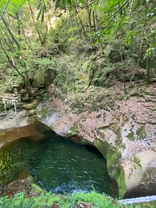 龍鎮神社(奈良県)