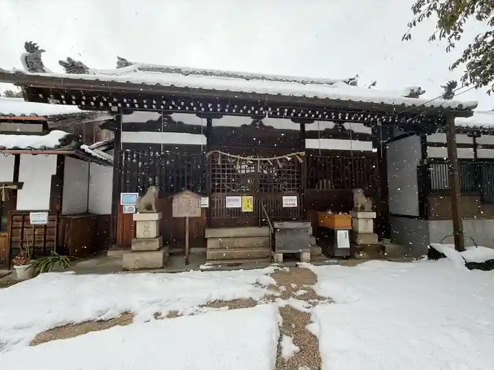 神館神社の本殿・本堂