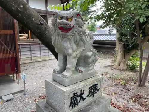 吉田神社の狛犬