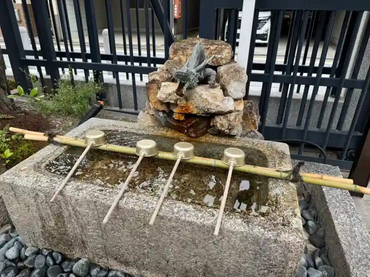 六波羅蜜寺の{uncategorized: "未分類", other: "その他", undefined: "問題あり", building: "その他建物", grave: "お墓", sacred_gate: "鳥居", guardian: "狛犬", statue: "像", buddha: "仏像", history: "歴史", nature: "自然", garden: "庭園", animal: "動物", pagoda: "塔", temizu: "手水舎", mountain_gate: "山門・神門", sanctuary: "本殿・本堂", subordinate: "末社・摂社", art: "芸術", scenery: "景色", jizo: "地蔵", ema: "絵馬", goshuin: "御朱印", omikuji: "おみくじ", items: "授与品その他", amulet: "お守り", goshuincho: "御朱印帳", eats: "食事", festival: "お祭り", votive_dance: "神楽", shichigosan: "七五三参", wedding: "結婚式", experience: "体験その他", initially: "初詣", around: "周辺", anti_infection: "感染症対策"}
