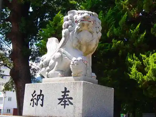 柳原神社の狛犬