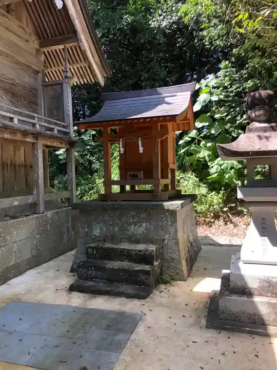 御所神社の末社・摂社