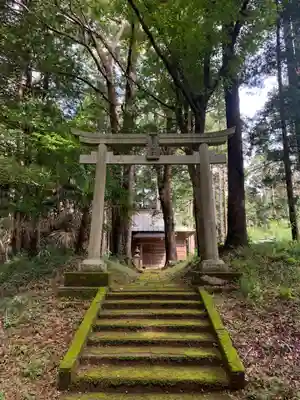 八幡神社の鳥居