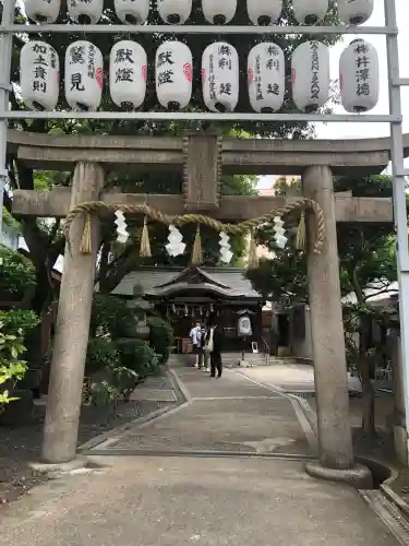 サムハラ神社の{uncategorized: "未分類", other: "その他", undefined: "問題あり", building: "その他建物", grave: "お墓", sacred_gate: "鳥居", guardian: "狛犬", statue: "像", buddha: "仏像", history: "歴史", nature: "自然", garden: "庭園", animal: "動物", pagoda: "塔", temizu: "手水舎", mountain_gate: "山門・神門", sanctuary: "本殿・本堂", subordinate: "末社・摂社", art: "芸術", scenery: "景色", jizo: "地蔵", ema: "絵馬", goshuin: "御朱印", omikuji: "おみくじ", items: "授与品その他", amulet: "お守り", goshuincho: "御朱印帳", eats: "食事", festival: "お祭り", votive_dance: "神楽", shichigosan: "七五三参", wedding: "結婚式", experience: "体験その他", initially: "初詣", around: "周辺", anti_infection: "感染症対策"}