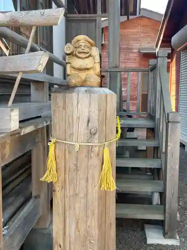 森三吉神社の像