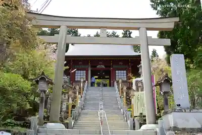 武蔵御嶽神社の鳥居