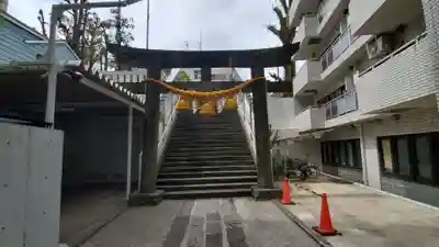 高輪神社の鳥居