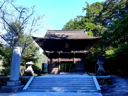 尊永寺の山門・神門
