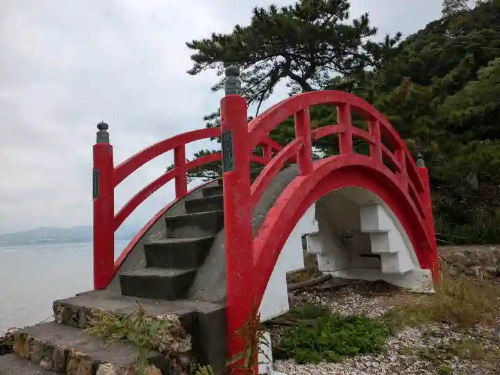猪鼻湖神社(静岡県)