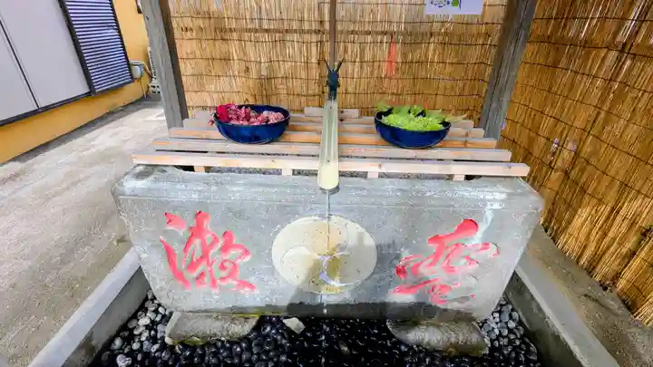 清瀧神社の手水舎