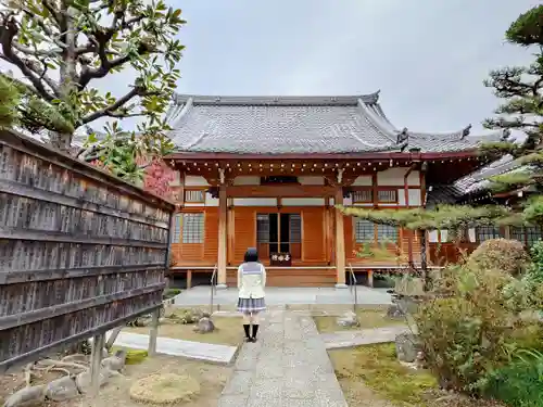 徳岩寺の本殿・本堂