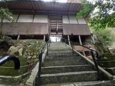 蟹井神社の{uncategorized: "未分類", other: "その他", undefined: "問題あり", building: "その他建物", grave: "お墓", sacred_gate: "鳥居", guardian: "狛犬", statue: "像", buddha: "仏像", history: "歴史", nature: "自然", garden: "庭園", animal: "動物", pagoda: "塔", temizu: "手水舎", mountain_gate: "山門・神門", sanctuary: "本殿・本堂", subordinate: "末社・摂社", art: "芸術", scenery: "景色", jizo: "地蔵", ema: "絵馬", goshuin: "御朱印", omikuji: "おみくじ", items: "授与品その他", amulet: "お守り", goshuincho: "御朱印帳", eats: "食事", festival: "お祭り", votive_dance: "神楽", shichigosan: "七五三参", wedding: "結婚式", experience: "体験その他", initially: "初詣", around: "周辺", anti_infection: "感染症対策"}