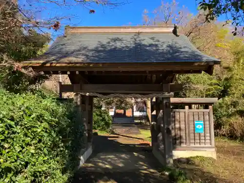 泉福寺の山門