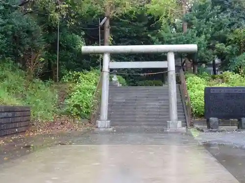 白山神社の鳥居