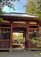 石楯尾神社の山門