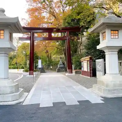 東郷神社の鳥居