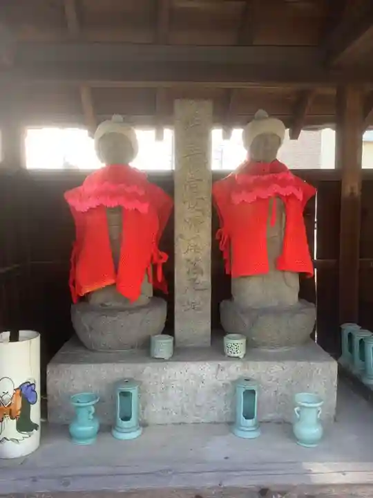 観音寺廃寺、現地蔵堂の地蔵